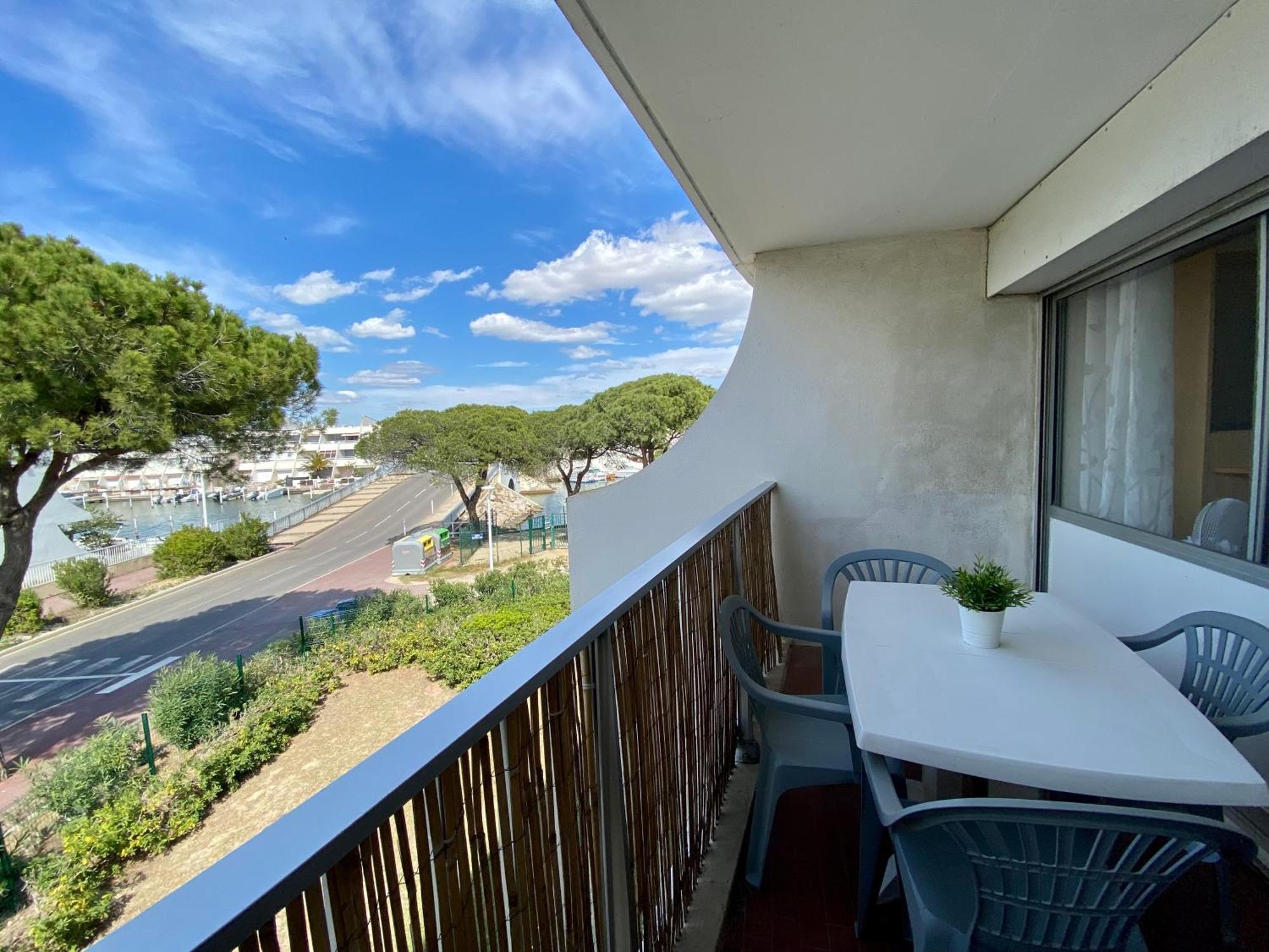 Les Caravelles Port Camargue Apartment Le Grau-du-Roi Exterior photo